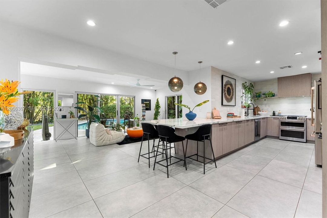 For Sale: $2,200,000 (3 beds, 3 baths, 1957 Square Feet)