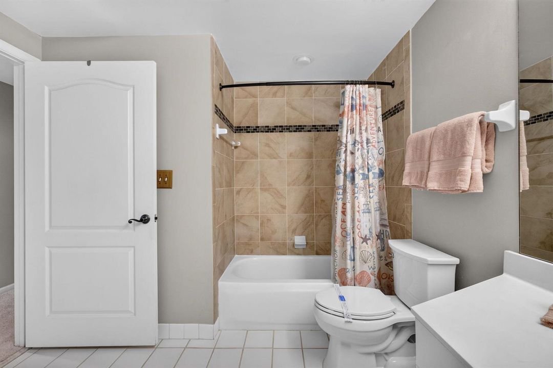 2nd Bathroom
