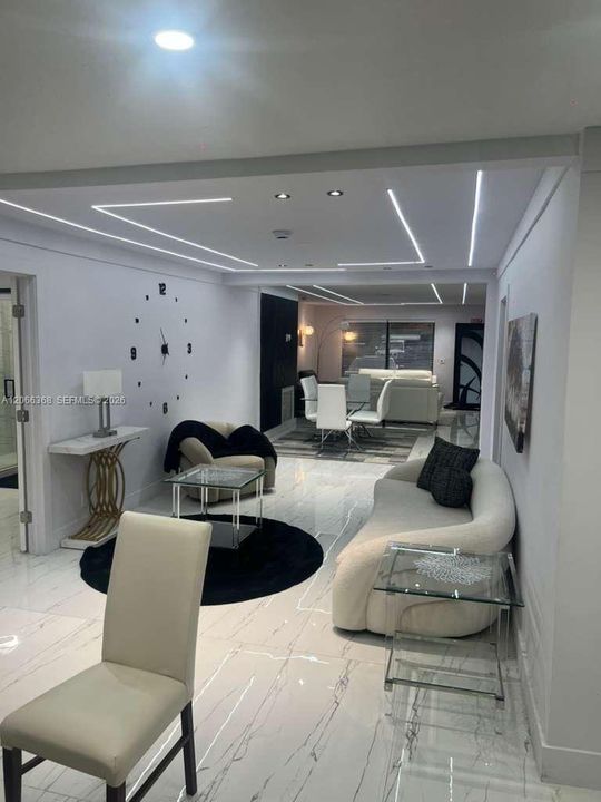 For Rent: $10,000 (5 beds, 3 baths, 2234 Square Feet)