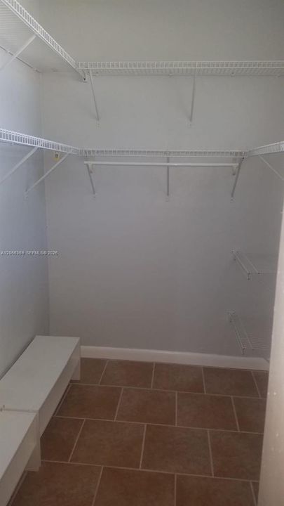 For Rent: $1,450 (1 beds, 1 baths, 500 Square Feet)