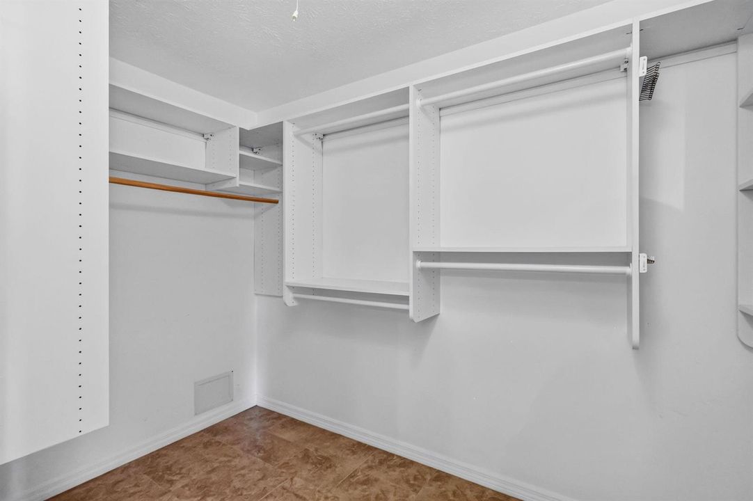 Walk in Closet