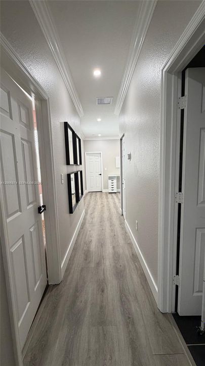 For Sale: $600,000 (3 beds, 2 baths, 1954 Square Feet)
