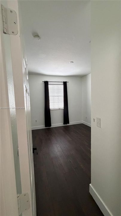 For Sale: $600,000 (3 beds, 2 baths, 1954 Square Feet)