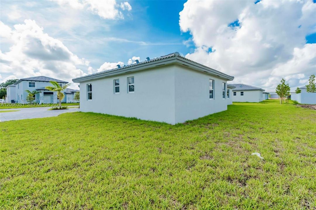 For Rent: $5,000 (4 beds, 3 baths, 2648 Square Feet)