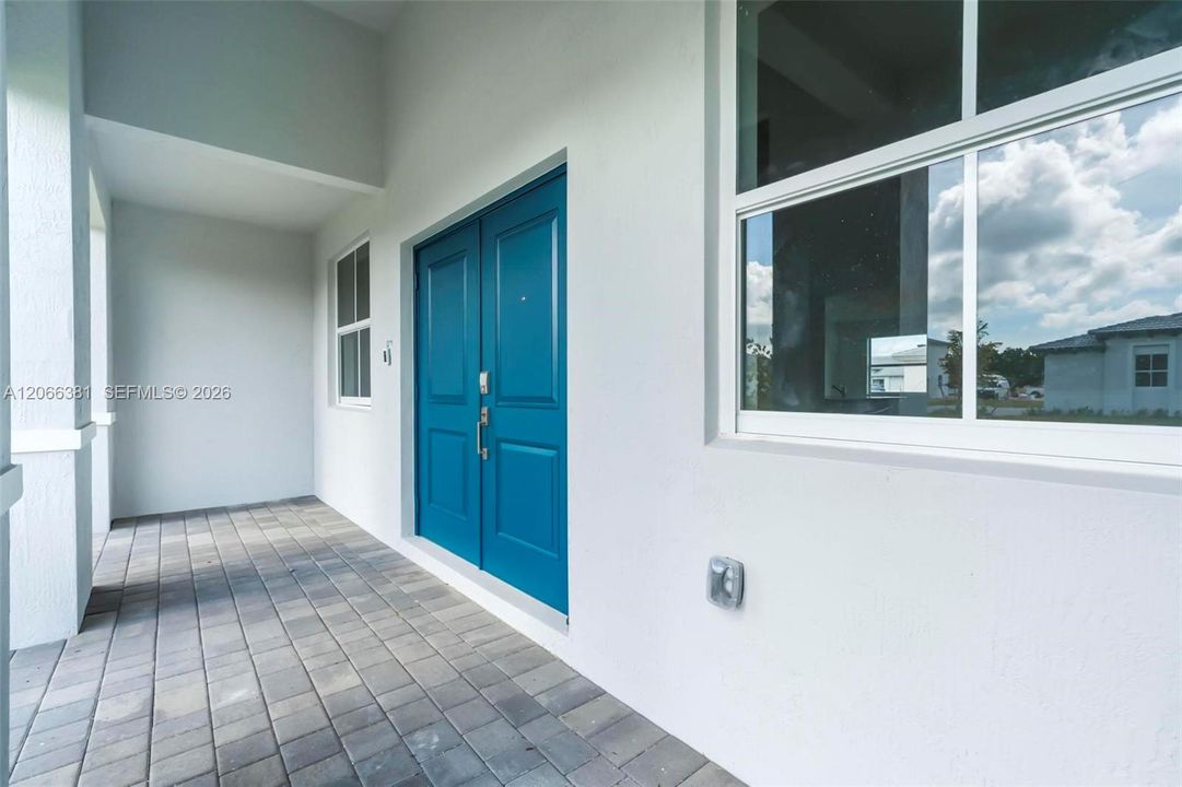 For Rent: $5,000 (4 beds, 3 baths, 2648 Square Feet)
