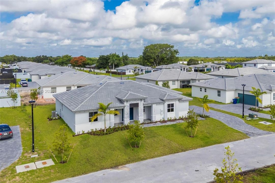 For Rent: $5,000 (4 beds, 3 baths, 2648 Square Feet)
