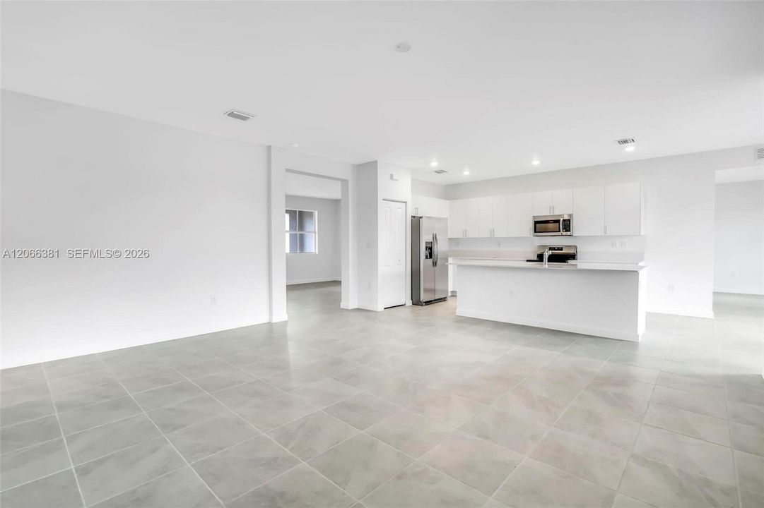 For Rent: $5,000 (4 beds, 3 baths, 2648 Square Feet)