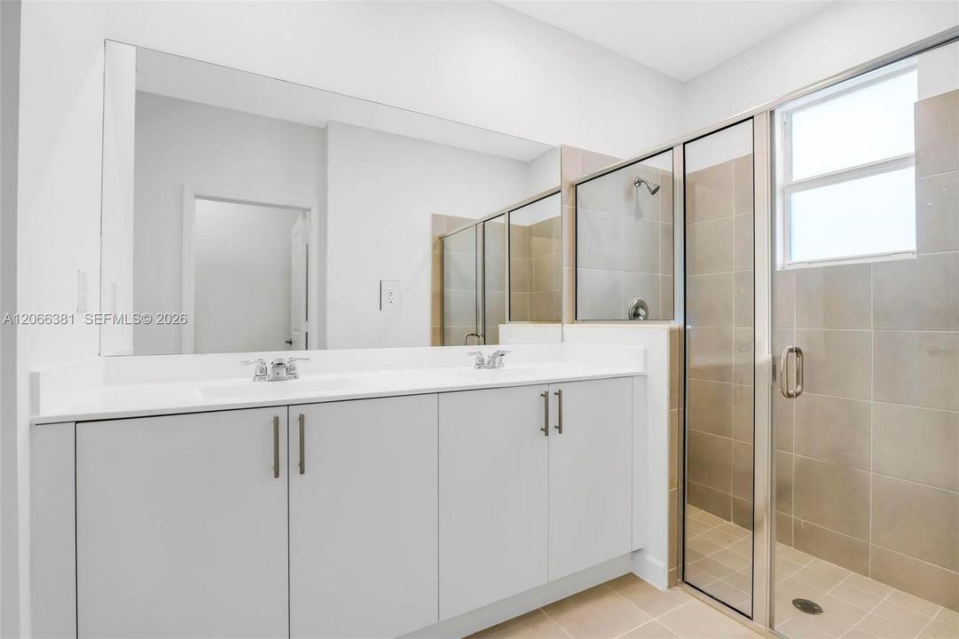 For Rent: $5,000 (4 beds, 3 baths, 2648 Square Feet)