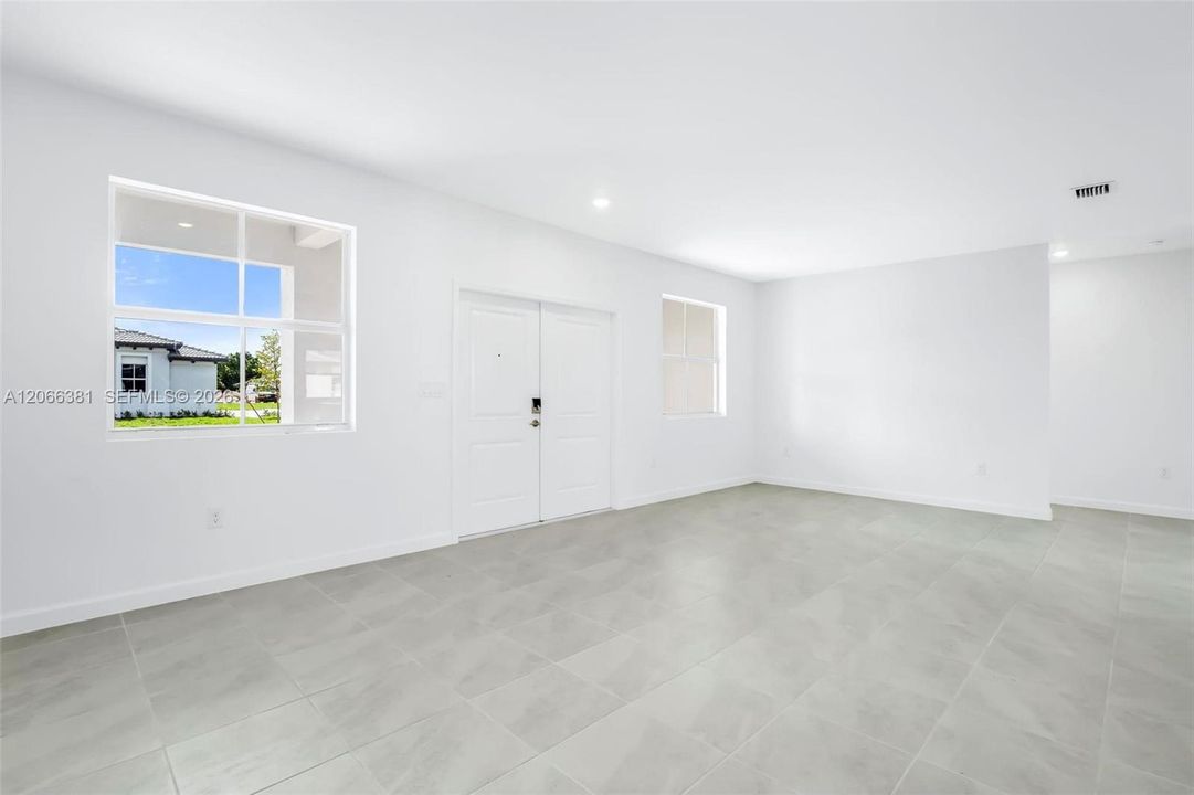 For Rent: $5,000 (4 beds, 3 baths, 2648 Square Feet)