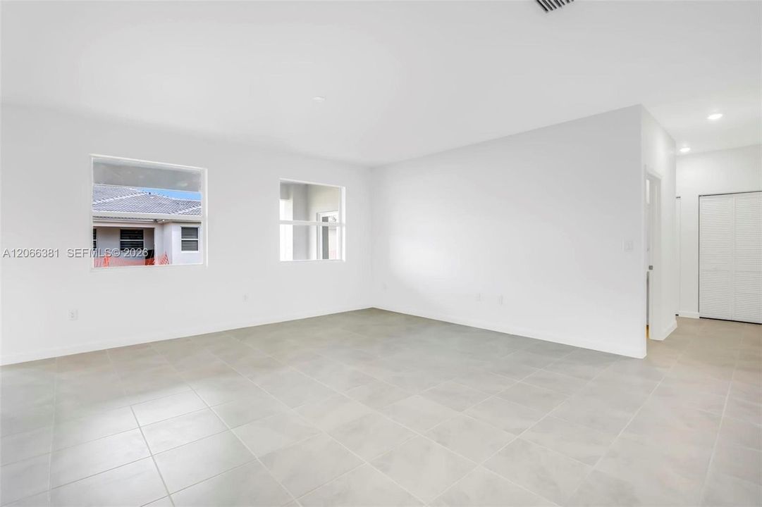 For Rent: $5,000 (4 beds, 3 baths, 2648 Square Feet)