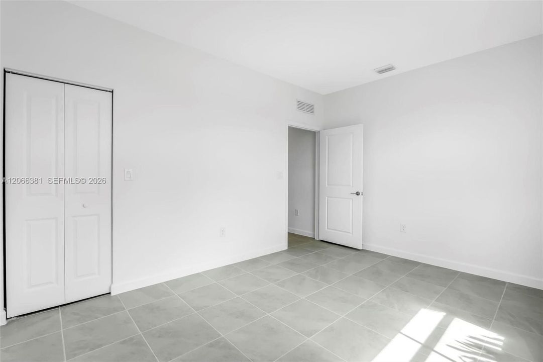 For Rent: $5,000 (4 beds, 3 baths, 2648 Square Feet)