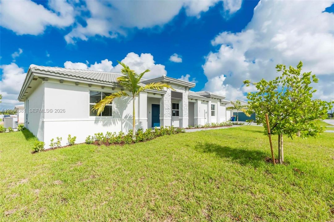 For Rent: $5,000 (4 beds, 3 baths, 2648 Square Feet)