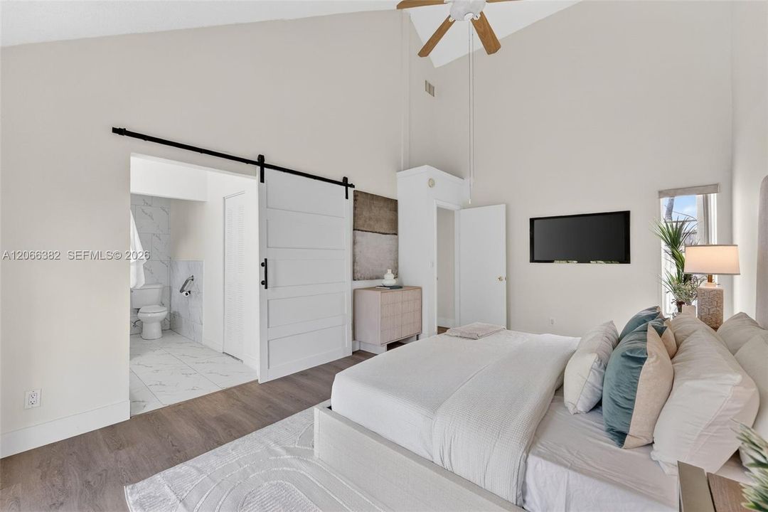 Activo con contrato: $570,000 (3 camas, 2 baños, 1363 Pies cuadrados)
