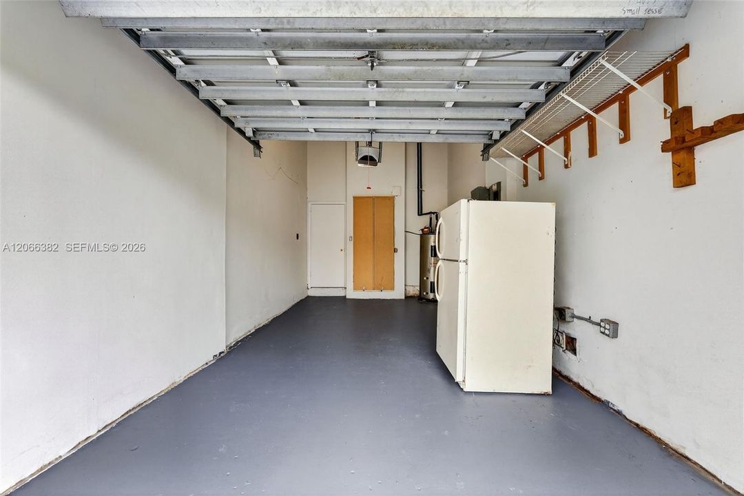 Activo con contrato: $570,000 (3 camas, 2 baños, 1363 Pies cuadrados)