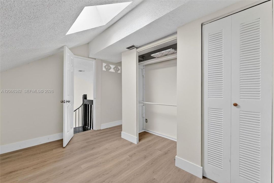 Activo con contrato: $570,000 (3 camas, 2 baños, 1363 Pies cuadrados)