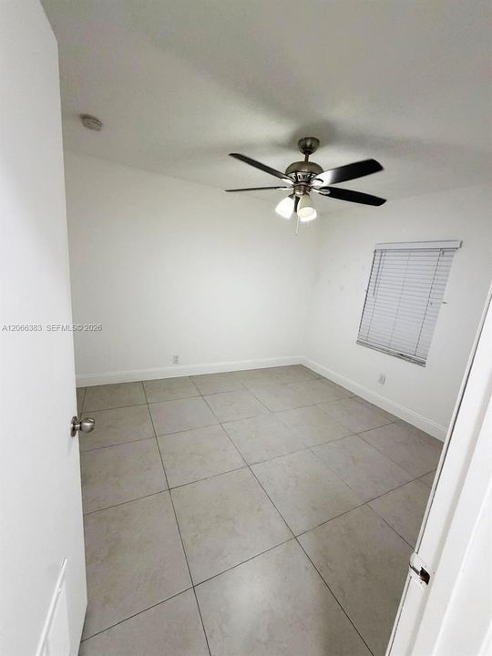 For Rent: $2,200 (2 beds, 1 baths, 1219 Square Feet)