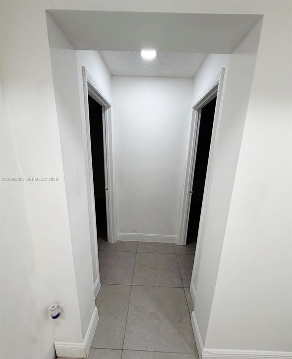 For Rent: $2,200 (2 beds, 1 baths, 1219 Square Feet)