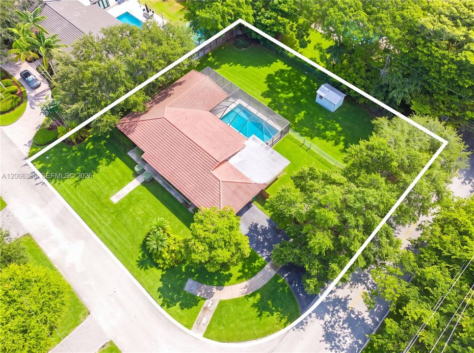 For Sale: $1,325,000 (5 beds, 3 baths, 2288 Square Feet)