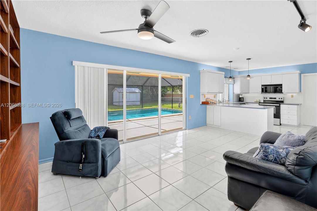 For Sale: $1,325,000 (5 beds, 3 baths, 2288 Square Feet)