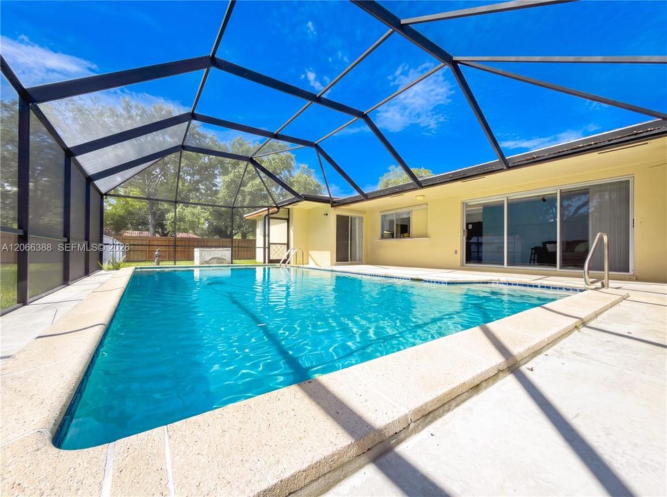 For Sale: $1,325,000 (5 beds, 3 baths, 2288 Square Feet)