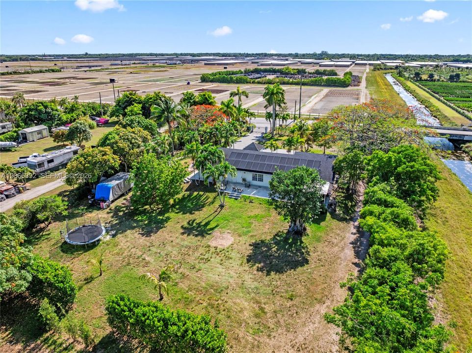 En Venta: $1,000,000 (4 camas, 3 baños, 2630 Pies cuadrados)