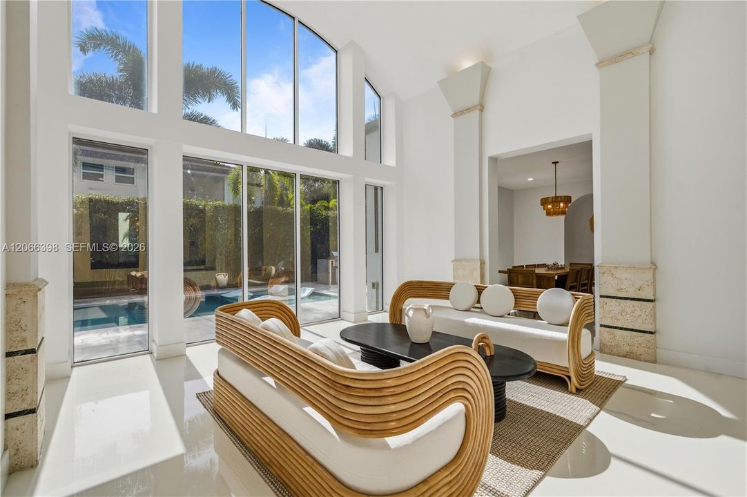 For Sale: $1,399,000 (3 beds, 2 baths, 2563 Square Feet)