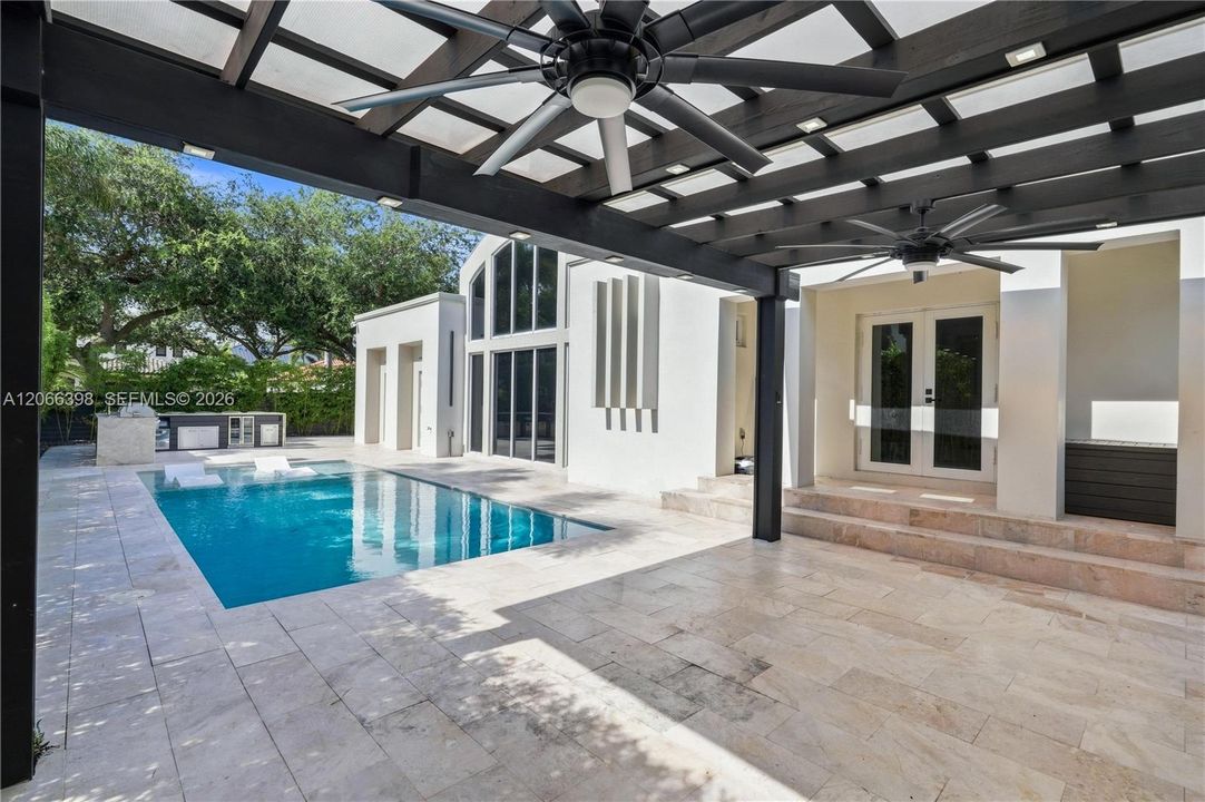 For Sale: $1,399,000 (3 beds, 2 baths, 2563 Square Feet)
