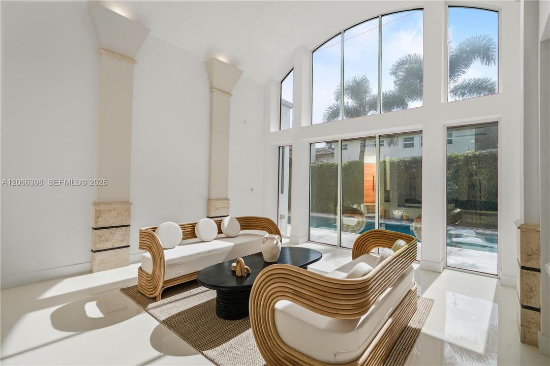 For Sale: $1,399,000 (3 beds, 2 baths, 2563 Square Feet)