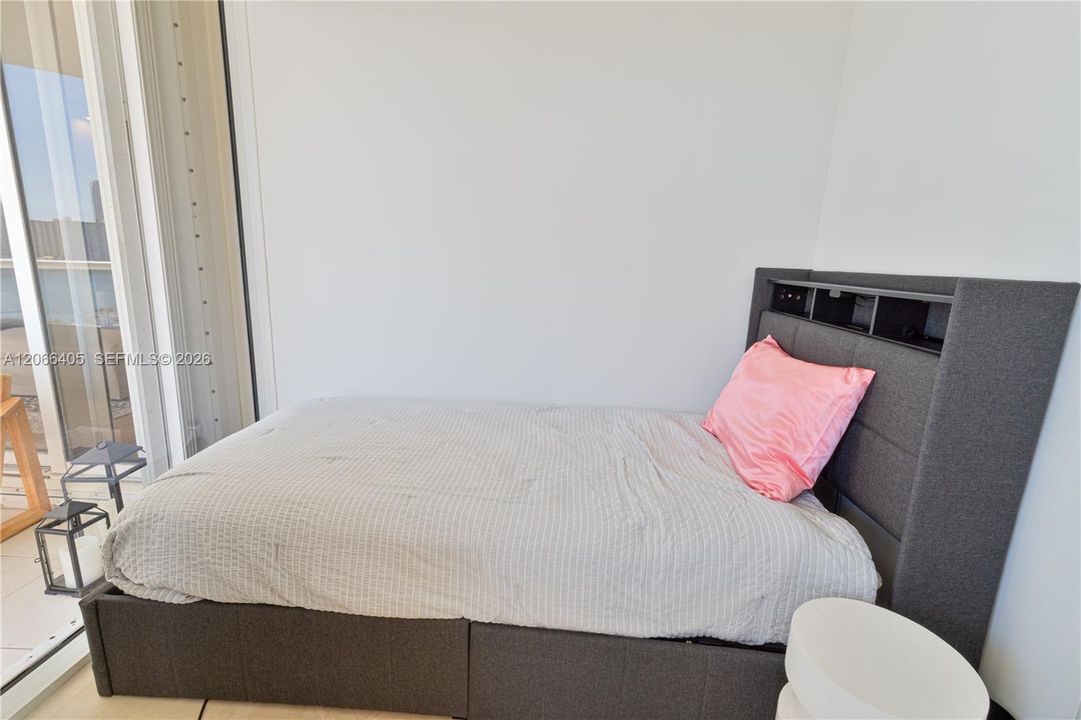 En Renta: $11,000 (3 camas, 3 baños, 2770 Pies cuadrados)