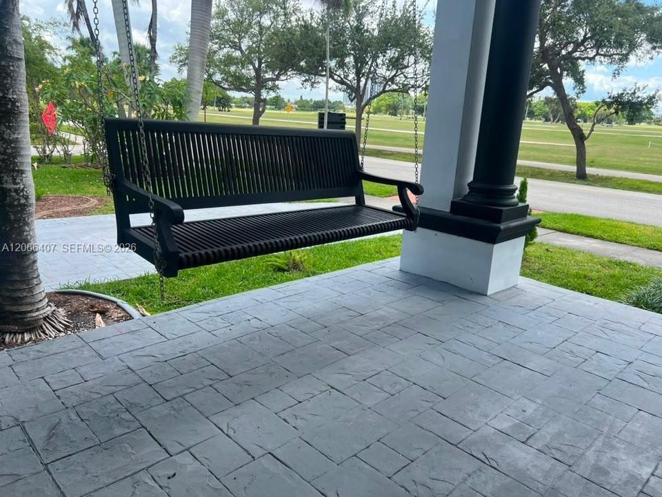 For Rent: $5,000 (3 beds, 2 baths, 2219 Square Feet)