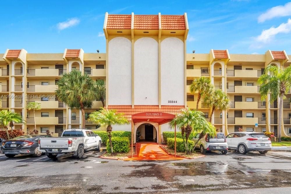 For Sale: $210,000 (2 beds, 2 baths, 1237 Square Feet)