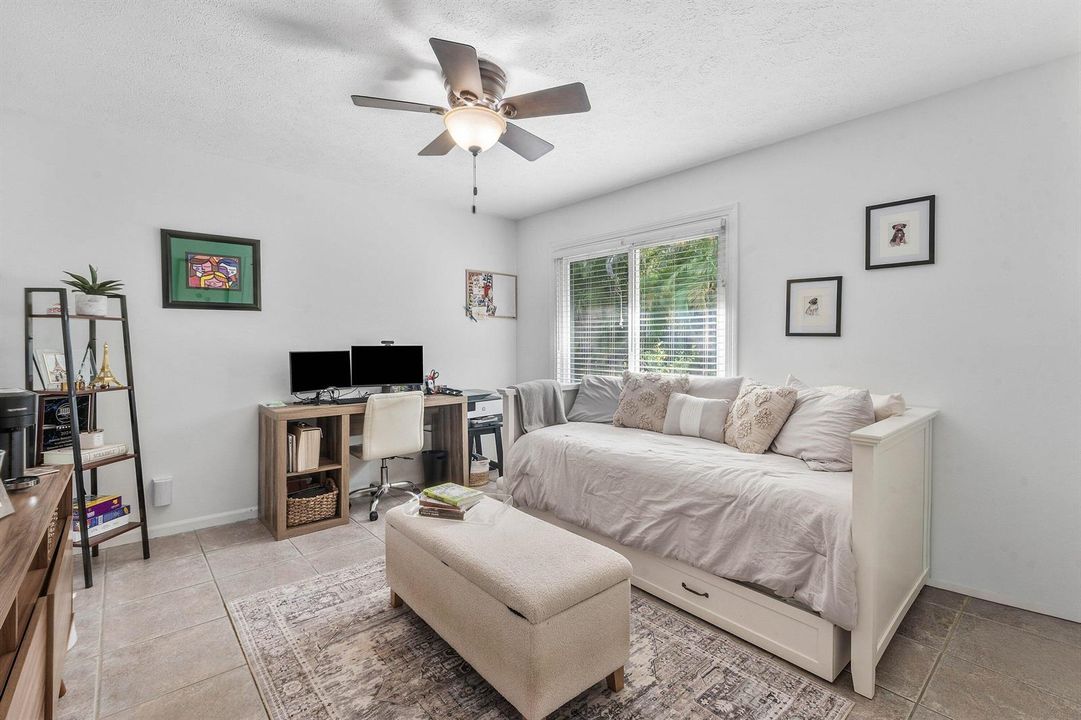 Guest Bedroom #2