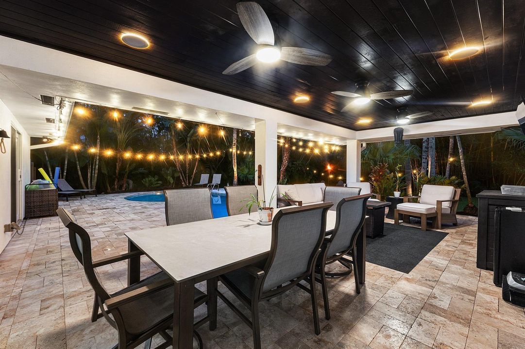 outdoor lanai