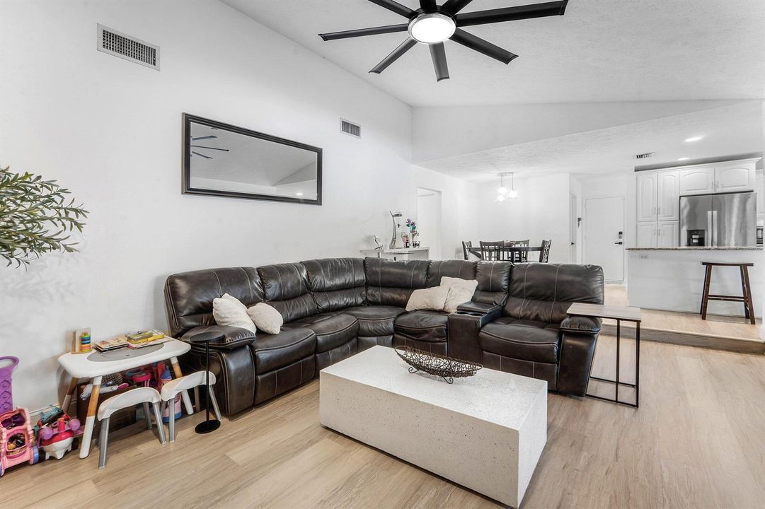 015-18329LoxahatcheeRiverRoad-Jupiter-FL