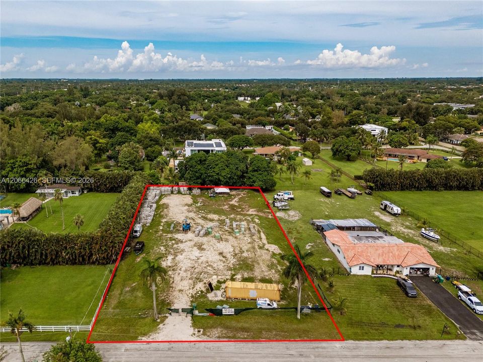 For Sale: $1,160,000 (1.25 acres)