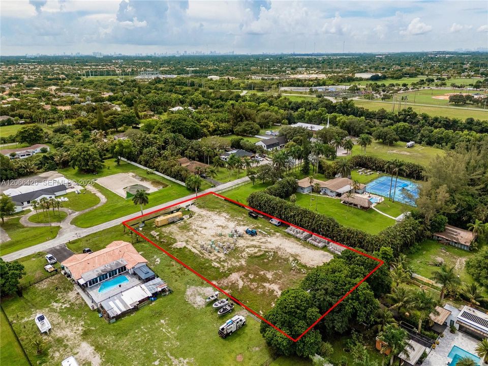 For Sale: $1,160,000 (1.25 acres)