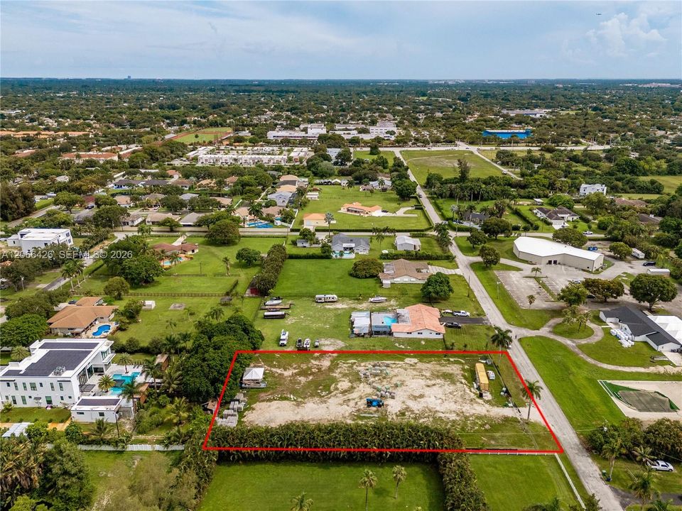 For Sale: $1,160,000 (1.25 acres)