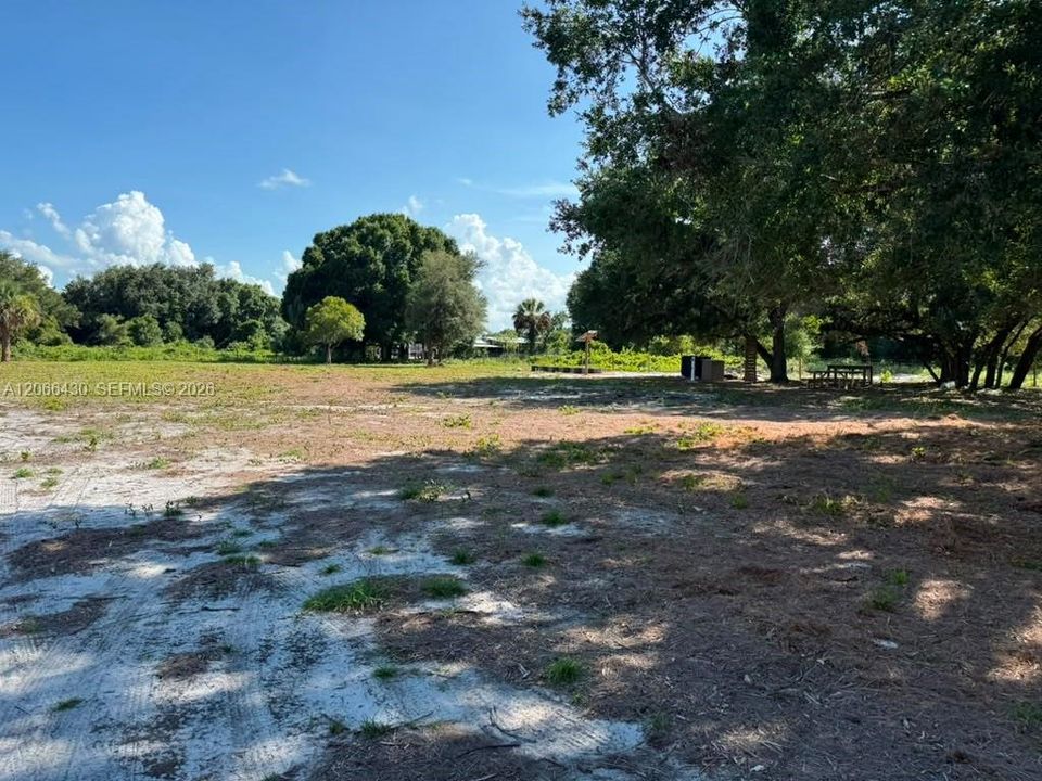 For Sale: $59,900 (1.25 acres)