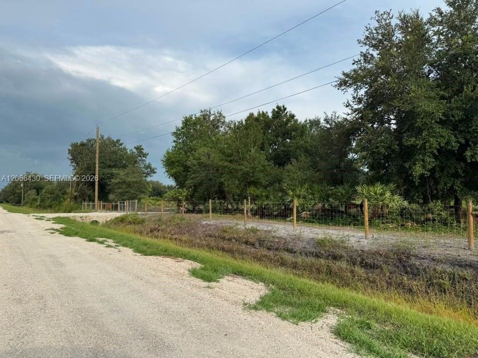 For Sale: $59,900 (1.25 acres)
