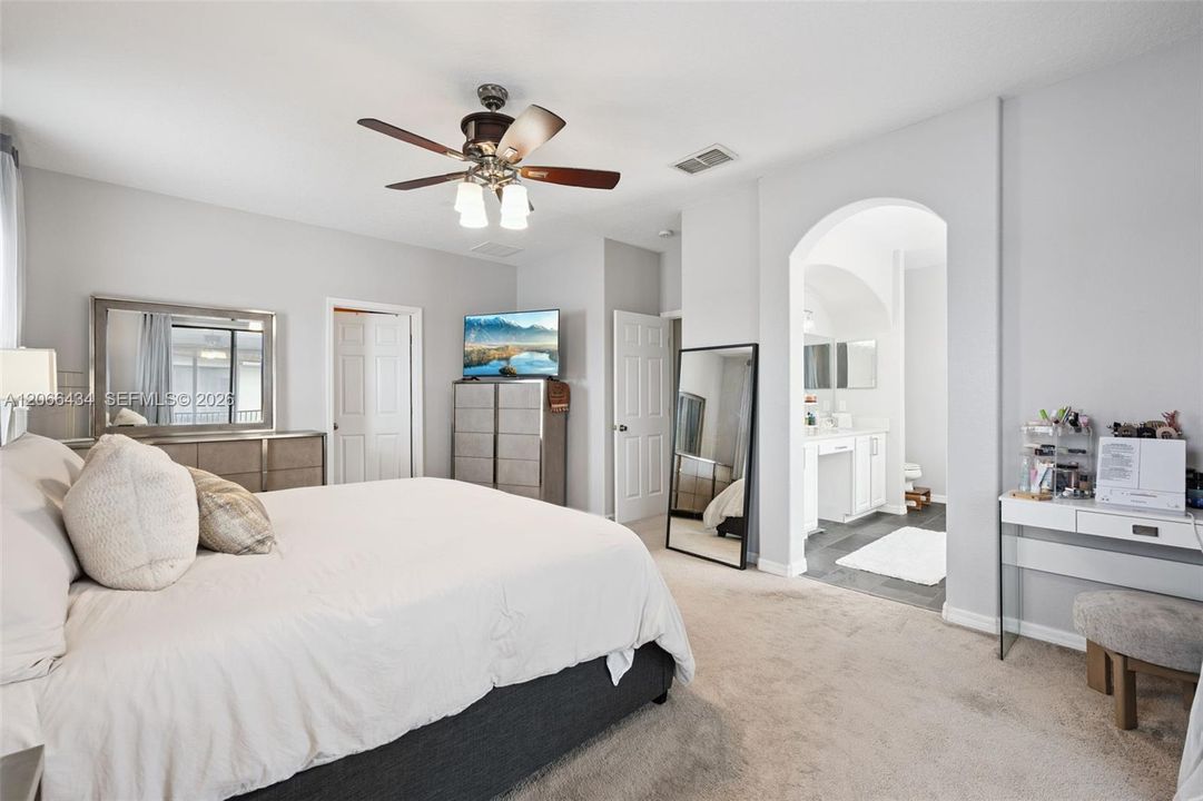 For Rent: $3,700 (4 beds, 2 baths, 0 Square Feet)