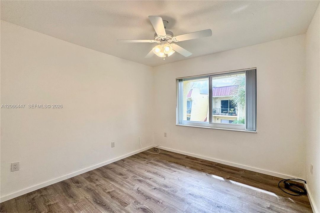 For Rent: $2,350 (2 beds, 2 baths, 1022 Square Feet)