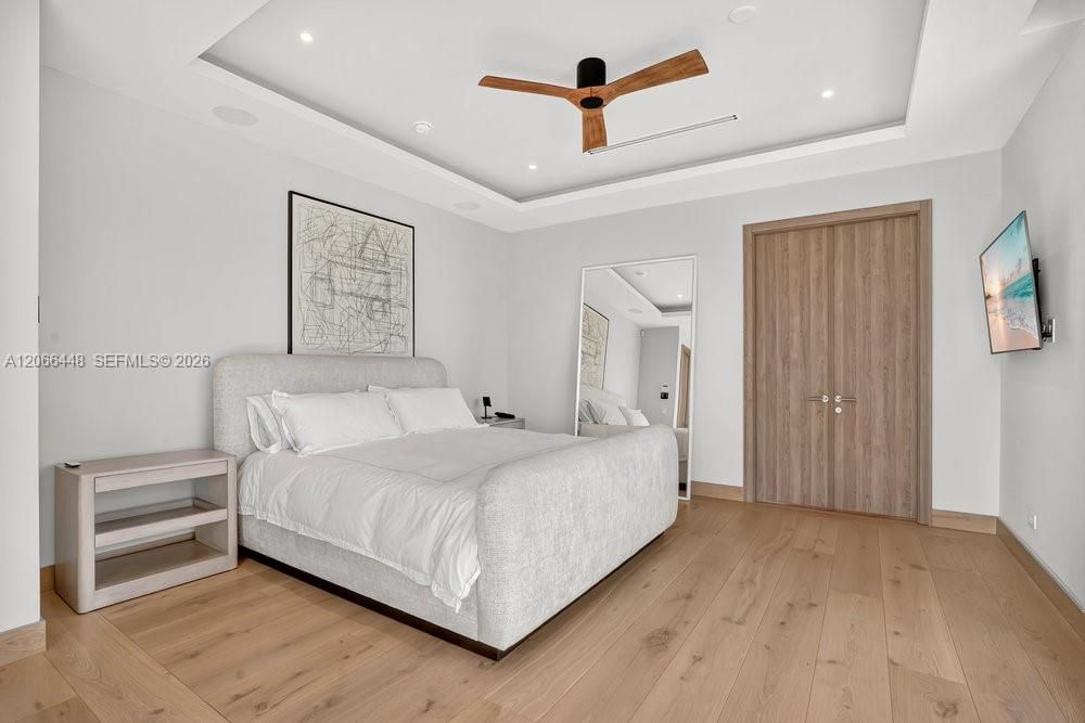 For Rent: $28,000 (4 beds, 4 baths, 3367 Square Feet)