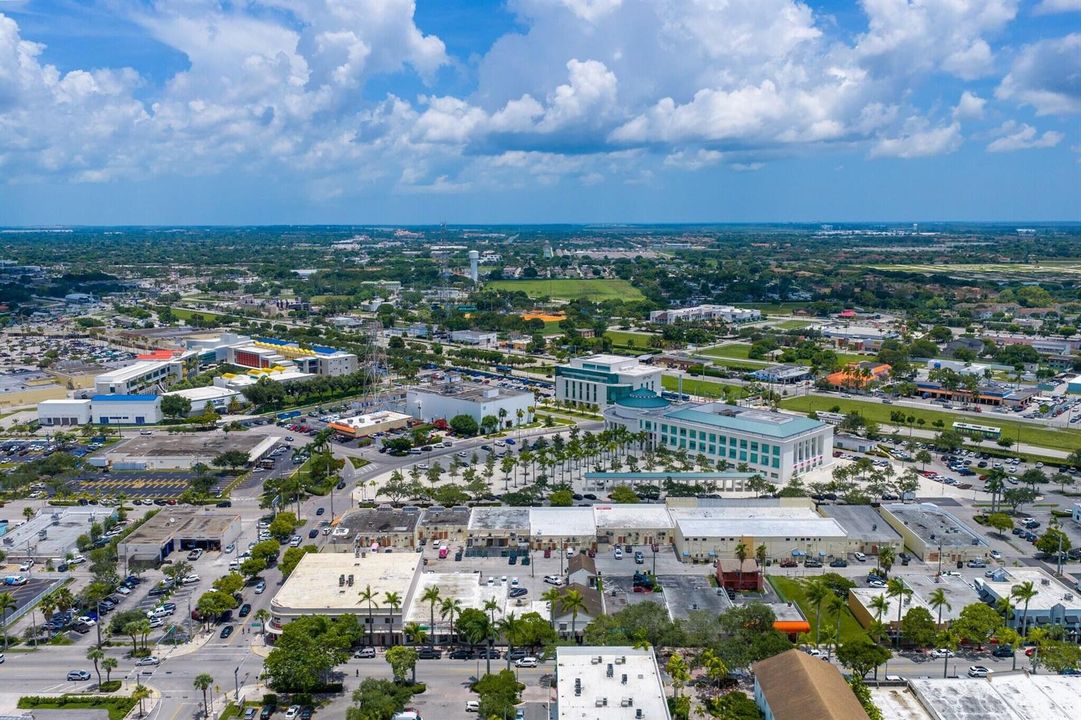 313-N-Krome-Ave-Homestead-FL-33030-Bessy