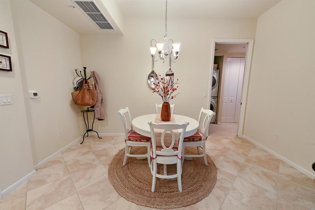 403 S Sapodilla Ave_#817_Nancy Stamataki