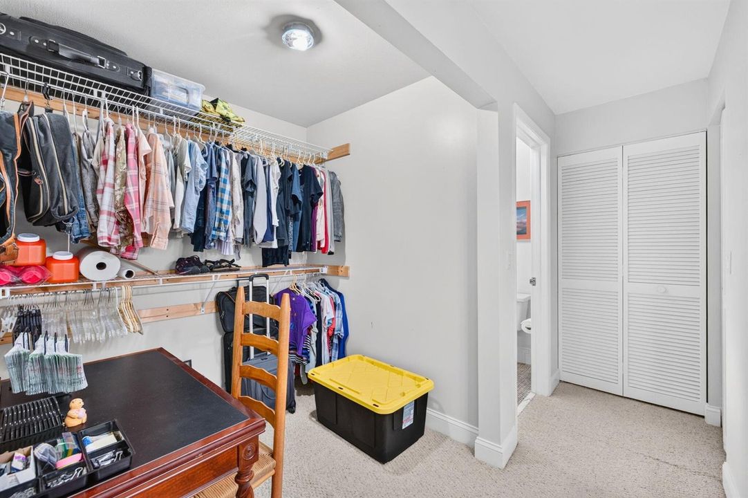 Walk In Closet