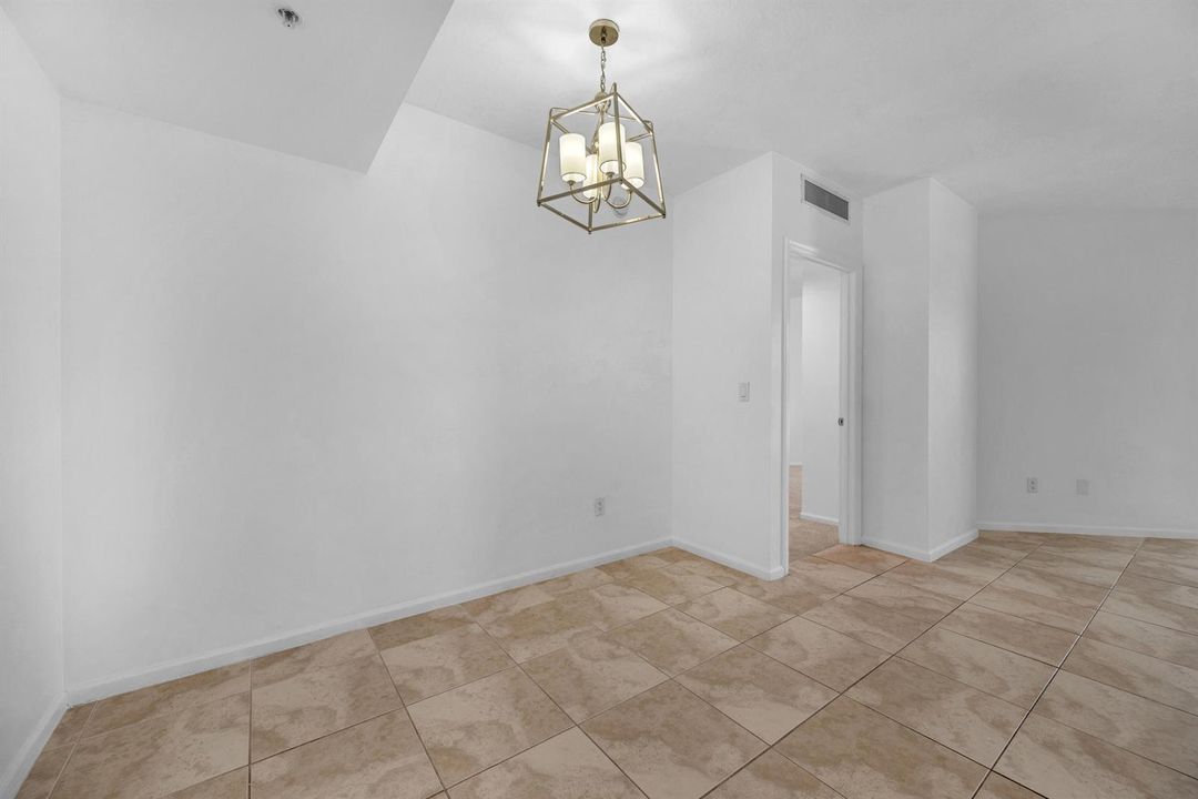 04 - 403 S Sapodilla 612