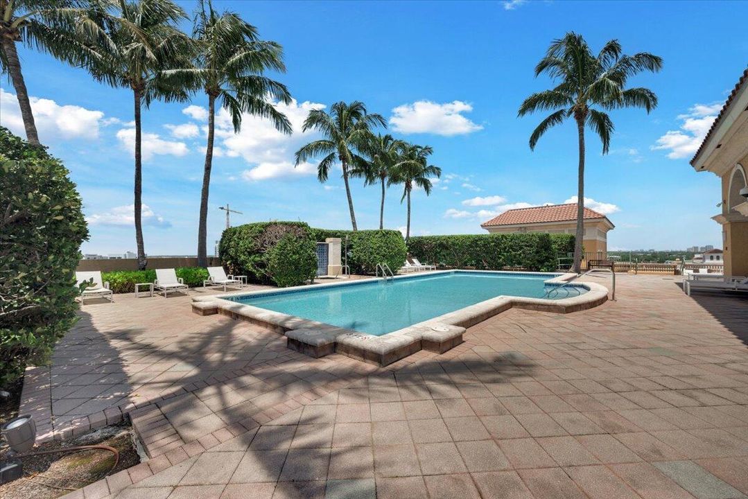 62 - 403 S Sapodilla 612