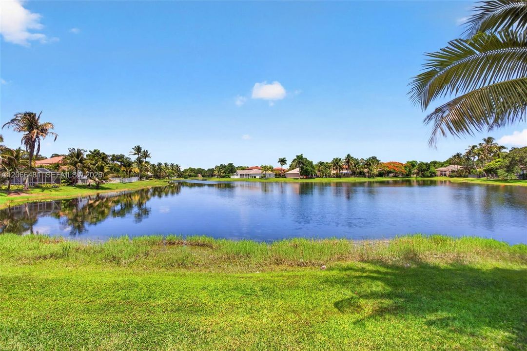For Sale: $1,200,000 (4 beds, 2 baths, 2672 Square Feet)