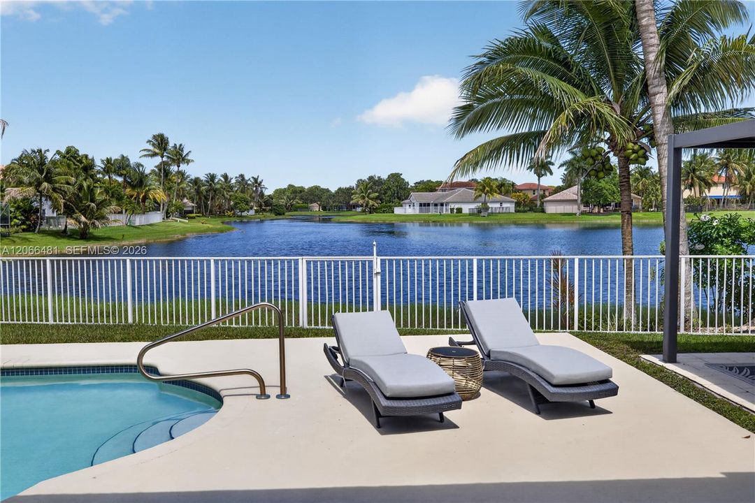 For Sale: $1,200,000 (4 beds, 2 baths, 2672 Square Feet)