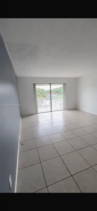 В аренду: $1,600 (1 спален, 1 ванн, 740 Квадратных фут)